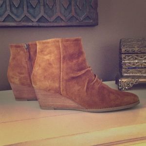 Franco Sarto ankle boots. Leather coñac color.